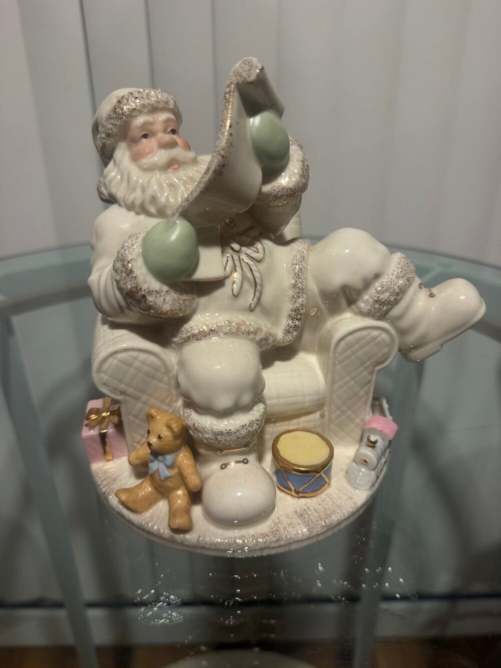 Lenox Santa in Armchair Reading List Figurine Ivory Porcelain w/ Box